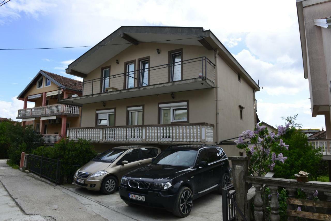 Enko 1 Apartment Tivat Luaran gambar